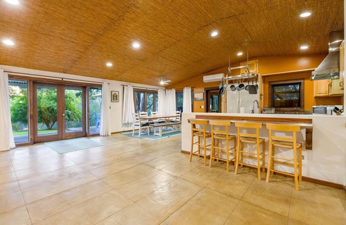 Three Rivers Casa | 7.5 Acre Sprawling Sequoia Estate with Hot Tub, Private Pond and Flume hike