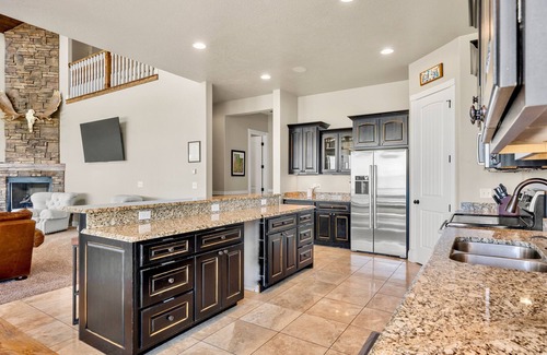Fish Haven Casa | 7 acre Estate in Gated Reserve Community with Access to Pools, Beach, & Trails