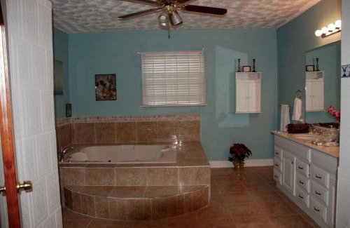 Windsor Casa | 7 bed bath Home close to MBJ and Ocean Access