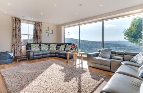 Matlock Casa | 7 Bed in Matlock 89448