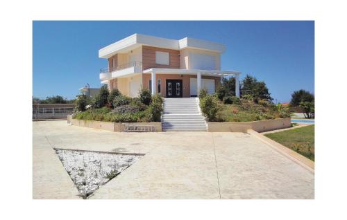 Kanali Casa | 7 Bedroom Cozy Home In Preveza