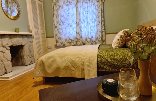 Naas Casa | 7 bedroom Guesthouse