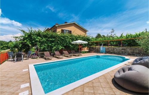 Presika Casa | 7 Bedroom Nice Home In Labin