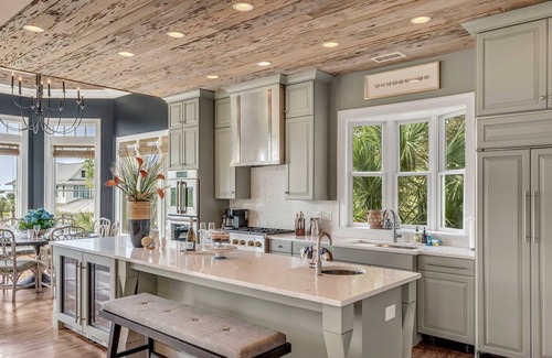 Vanderhorst Plantation Casa | AUGUST 16 WEEK OPEN. 7 Bed Kiawah Vanderhorst Estate