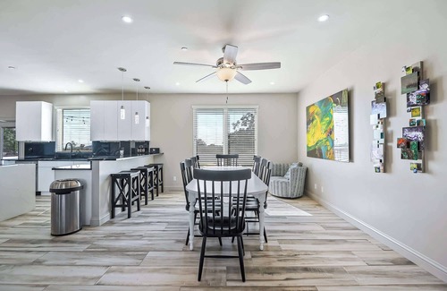 North Scottsdale Casa | 7 Bedroom Pickleball / Pool / Hot Tub / Orchard