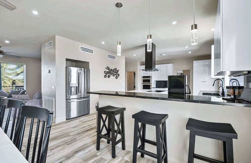 North Scottsdale Casa | 7 Bedroom Pickleball / Pool / Hot Tub / Orchard