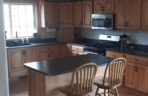 Deadwood Casa | 7 Bedroom Spacious Lead Home with Game Room and Hot Tub