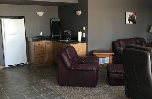 Deadwood Casa | 7 Bedroom Spacious Lead Home with Game Room and Hot Tub
