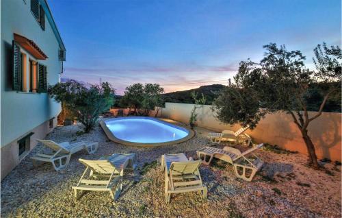 Rudine Casa | 7 Bedroom Stunning Home In Kastel Novi