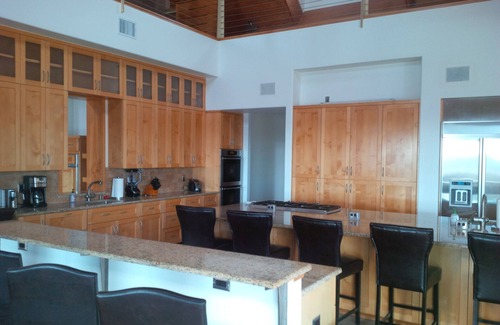 McNeil Casa | 7 Bedrooms 5 full bath & 2 1/2 Bath Lake Austin Estate