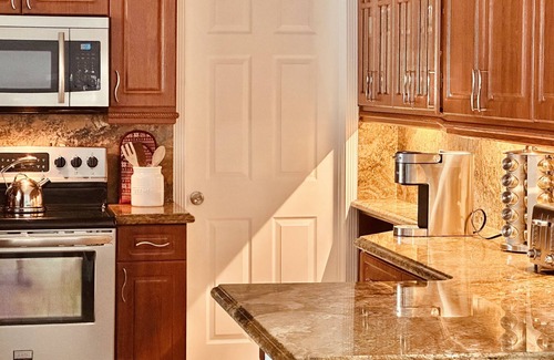 Hallandale Beach Villa | 7 bedrooms, private pool near the beach and everything