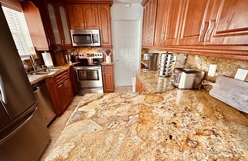 Hallandale Beach Villa | 7 bedrooms, private pool near the beach and everything