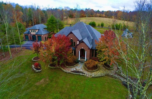 Ellenville Casa | 7 Bedrooms w/ KING Suite, Heated Pool, 16 seat Theatre, 2 Game Rooms