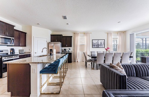 Sunridge Woods Casa | 7 Beds Pet-Friendly, Resort Water Park & Sport Courts, Pool/Jacuzzi, BBQ, Games