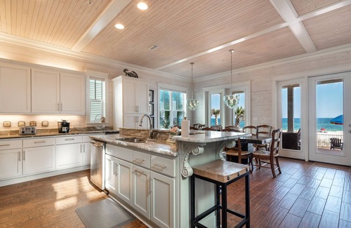 Orange Beach Casa | 7 BR / 6. 5 Baño Directamente-on-the-Golfo Beachouse, construido de 2014; Piscina / Kayaks / Paddleboard