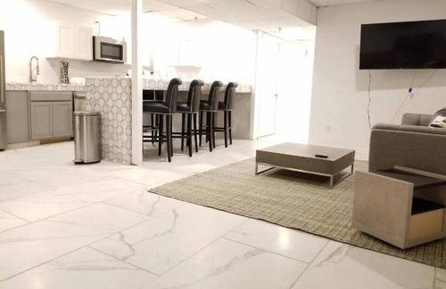 Seabrook Apartamento | 7 BR-Sleeps 15! Famous Lakefront by YouRent!