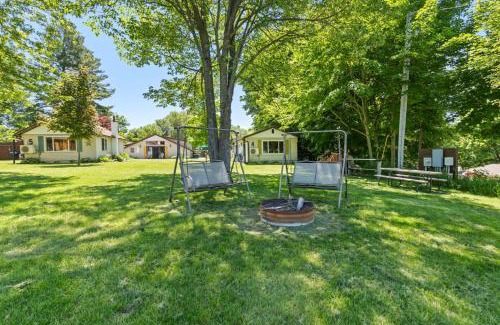 Chippewa Lake Casa | 7 Cabins & A House on Chippewa Lake