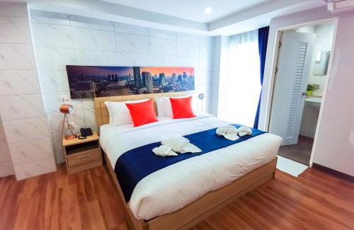 Khlong San Hotel | 7 Days Premium Hotel at Icon Siam Station - No Parking