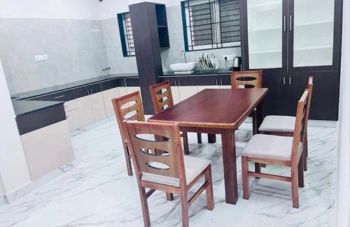 Tirupati Apartamento | 7 HILL's PRESTIGE