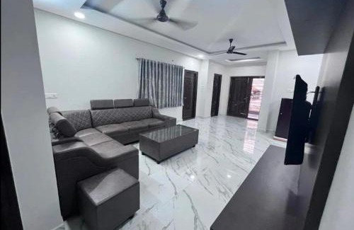 Tirupati Apartamento | 7 HILL's PRESTIGE