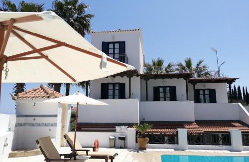 Spetses Casa | 7 Islands