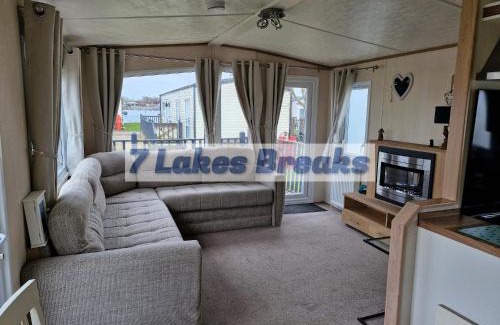 Crowle Casa | 7 Lakes Breaks at 7 Lakes Country Park-WF73