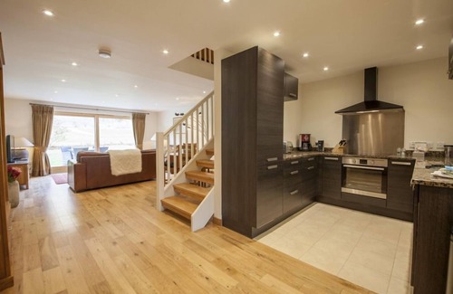 Kenmore Cabaña | 7 Maxwells - capacidad para 4 personas en 2 habitaciones