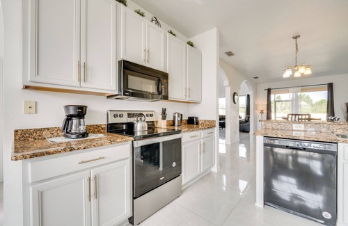Crystal Cove Casa | 7 Mi to Disney: Family Home w/ Resort Perks