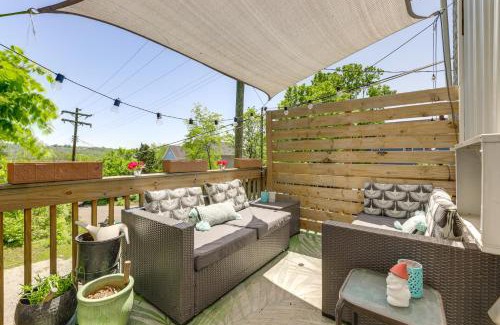 Cincinnati Apartamento | 7 Mi to Dtwn Charming Couples Cove in Cincinnati