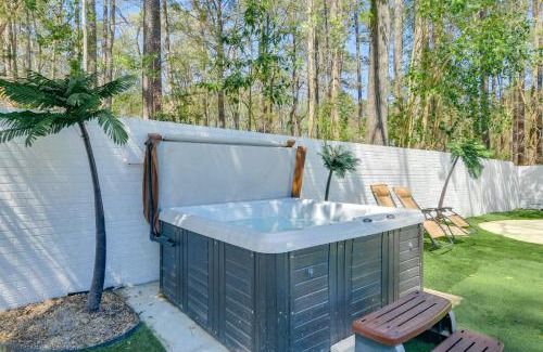 Durham Casa | 7 Mi to Dtwn Durham Home with Hot Tub and Game Room!