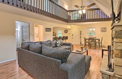 Albrightsville Casa | 7 Mi to Lake Harmony Home with Furnished Deck!