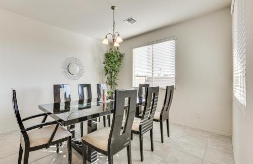 Phoenix Casa | 7 Mi to State Farm Stadium Peoria Home!