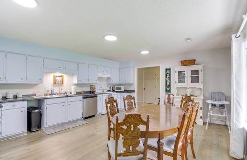 Florence Casa | 7 Mi to Tennessee River: Home w/ Patio in Florence