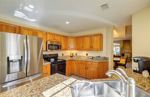 Scottsdale Ranch Condominio | 7 Mi to TPC Scottsdale: Condo w/ Water Views!