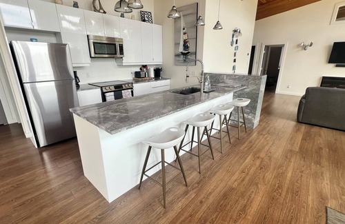 Kenora Cabina | ¡Solo quedan 3 noches! ¡RESERVAR AHORA! ¡CASA MODERNA CON TODAS LAS CONVENIENCIAS CERCA!