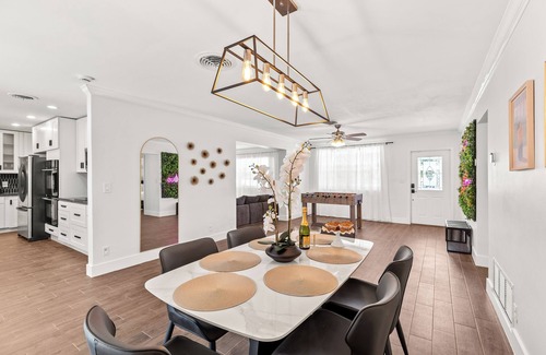 Coral Ridge Isles Casa | 7 mins to beach! Pool+Sauna+Outdoor games