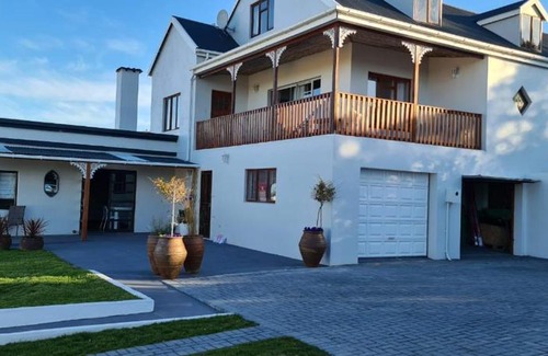 Bredasdorp Casa | 7 on South