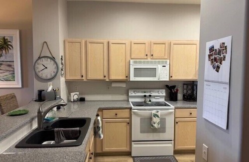 Tropical Cove Condominio | 7 Palms at Lexington CC Golf Village