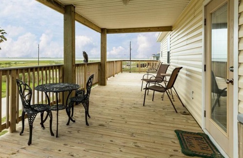 Surfside Beach Casa | 7 Palms Beach House Gated w/Grill Steps to Beach