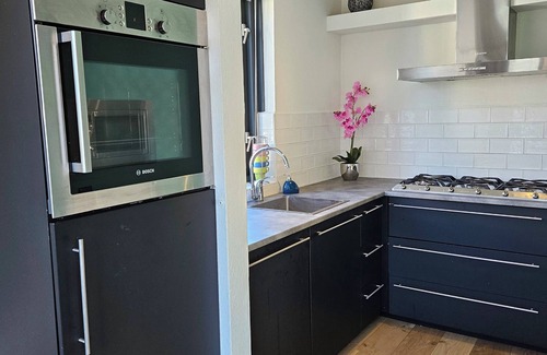 Ewijk Casa | 7 pers house -playground/room, fireplace, porch, close to lake & park facilities
