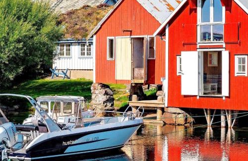 Bud Casa | 7 person holiday home in Bud