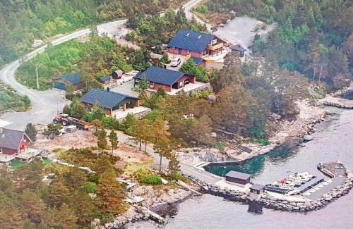 Bremanger Casa | 7 person holiday home in Svelgen
