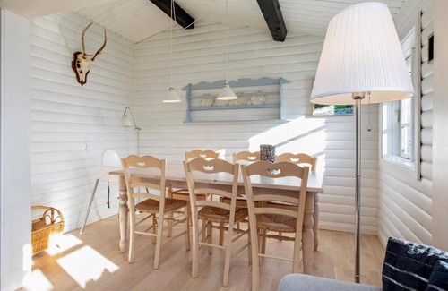 Hoeve Strand Casa | 7 person holiday home in Vig