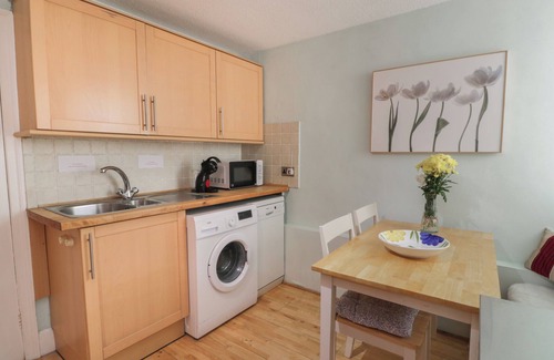 Coldingham Cabaña | 7 PRESS CASTLE, family friendly, with open fire in Coldingham