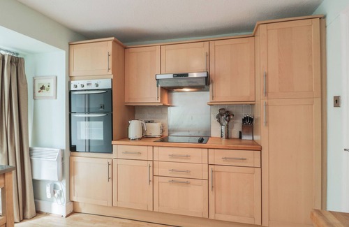Coldingham Cabaña | 7 PRESS CASTLE, family friendly, with open fire in Coldingham