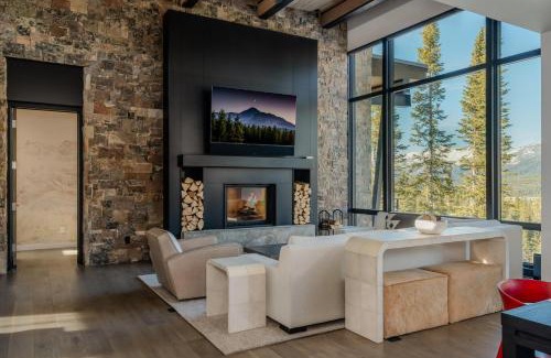 Big Sky Casa | 7 Speedwell Drive by Moonlight Basin Lodging
