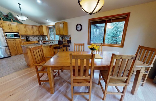Deer Park Casa | 7 witchhazel | 3 BR / 2 BA, Sleeps 6