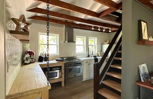 Greenwood Lake Casa | 7 ZEN Luxury Cabin in the Woods