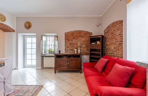 Castell'Alfero Apartamento | 70 m² Apartamento ∙ 1 habitación ∙ 4 huéspedes