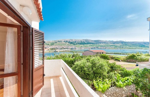 Pag Apartamento | 70 m² Apartamento ∙ 2 habitaciones ∙ 4 huéspedes